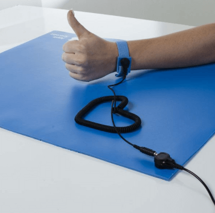 Wrist Strap Belt+2Pcs Cable ESD Mat Wrist Strap Kit,Electrostatic Silicone Mat 